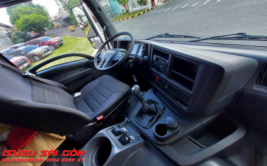Đầu Kéo Isuzu 420 Hp 10